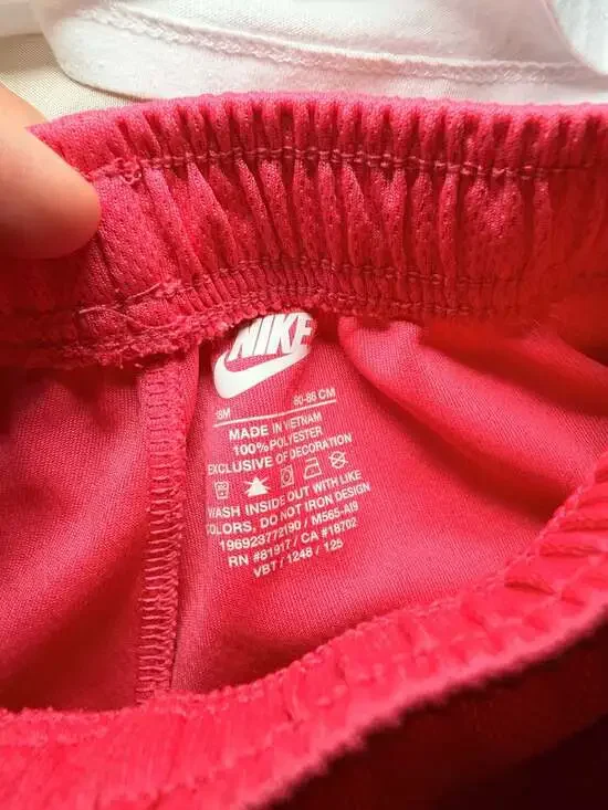 Nike Baby Girls 18M 2-Piece Floral Swoosh T-Shirt and Mesh Shorts Set - Picture 6 of 11